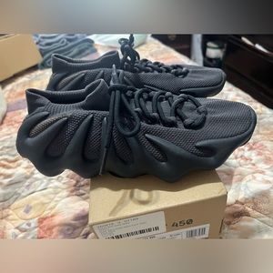 Yeezy 450- 9.5 - Dark Slate- Authentic